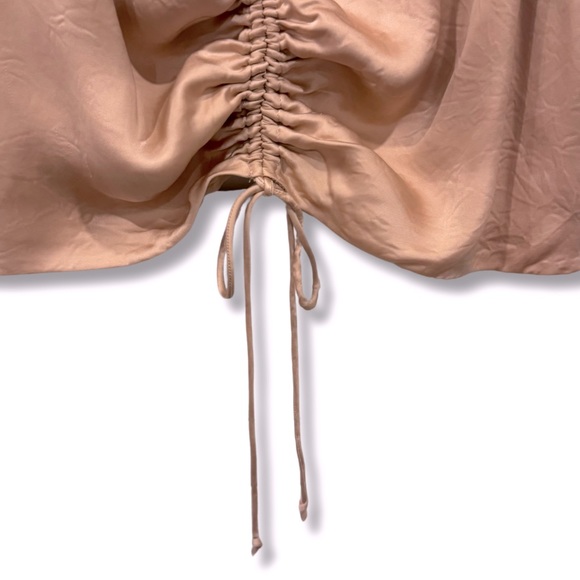 WILFRED Aritzia Verso Rouched Cropped Tank Adjustable Straps Lined Petal Pink - Picture 3 of 12